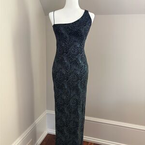 Vintage. Formal, One-Shoulder Evening Gown in Black and Teal